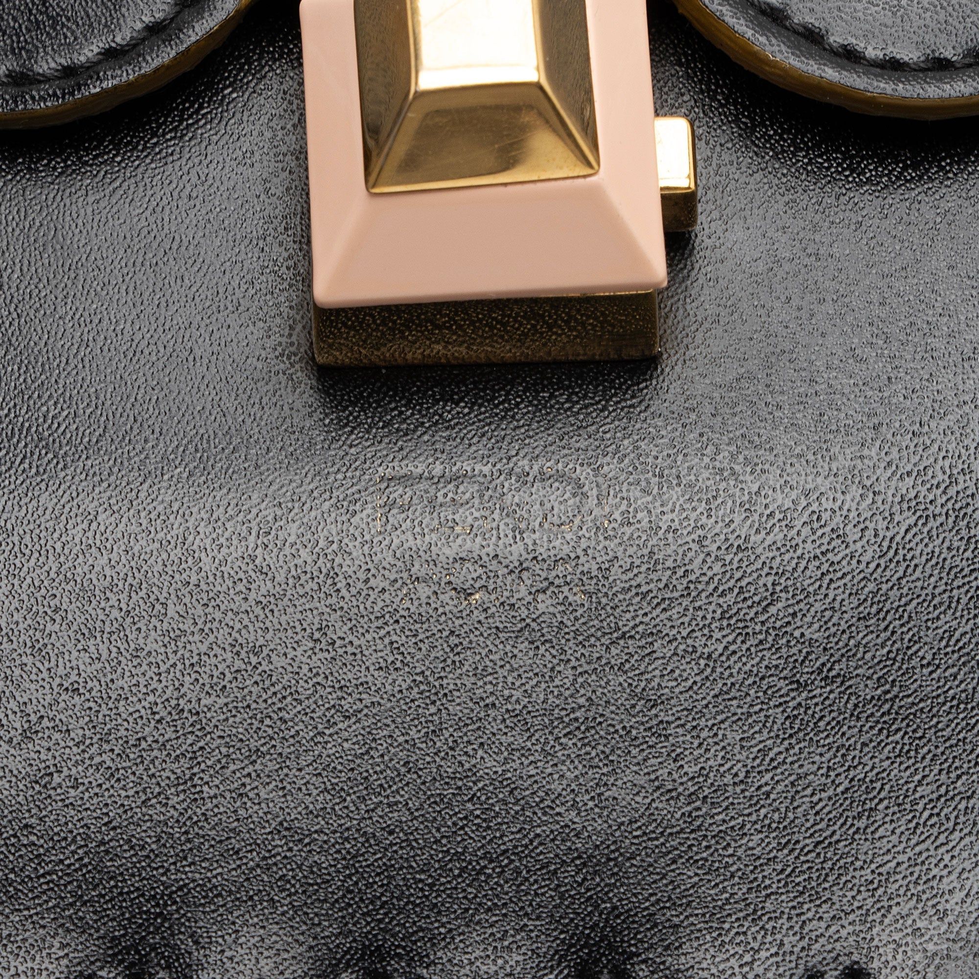 Fendi Calfskin Studded Kan I Medium Shoulder Bag (SHF-boJIBf)