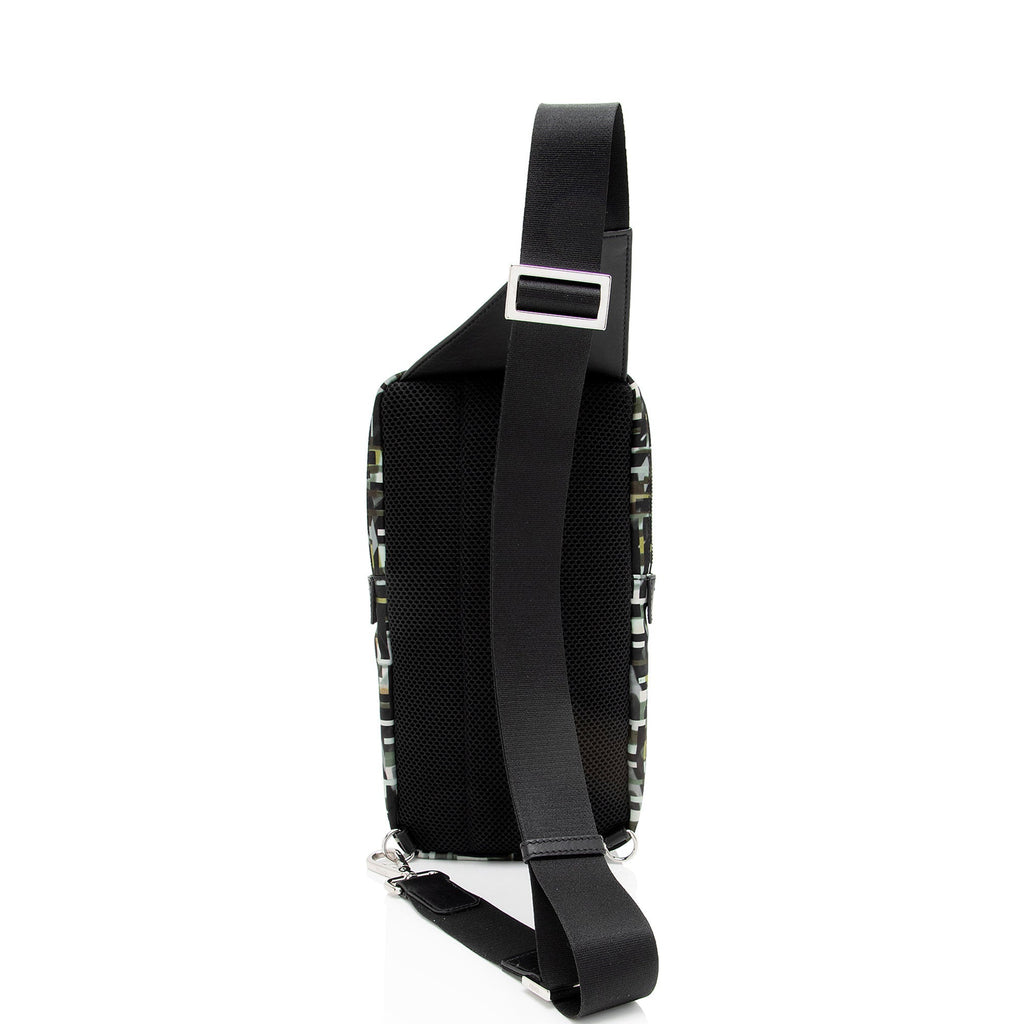 Fendi Camouflage FF Nylon Sling Bag (SHF-0nq7rU)