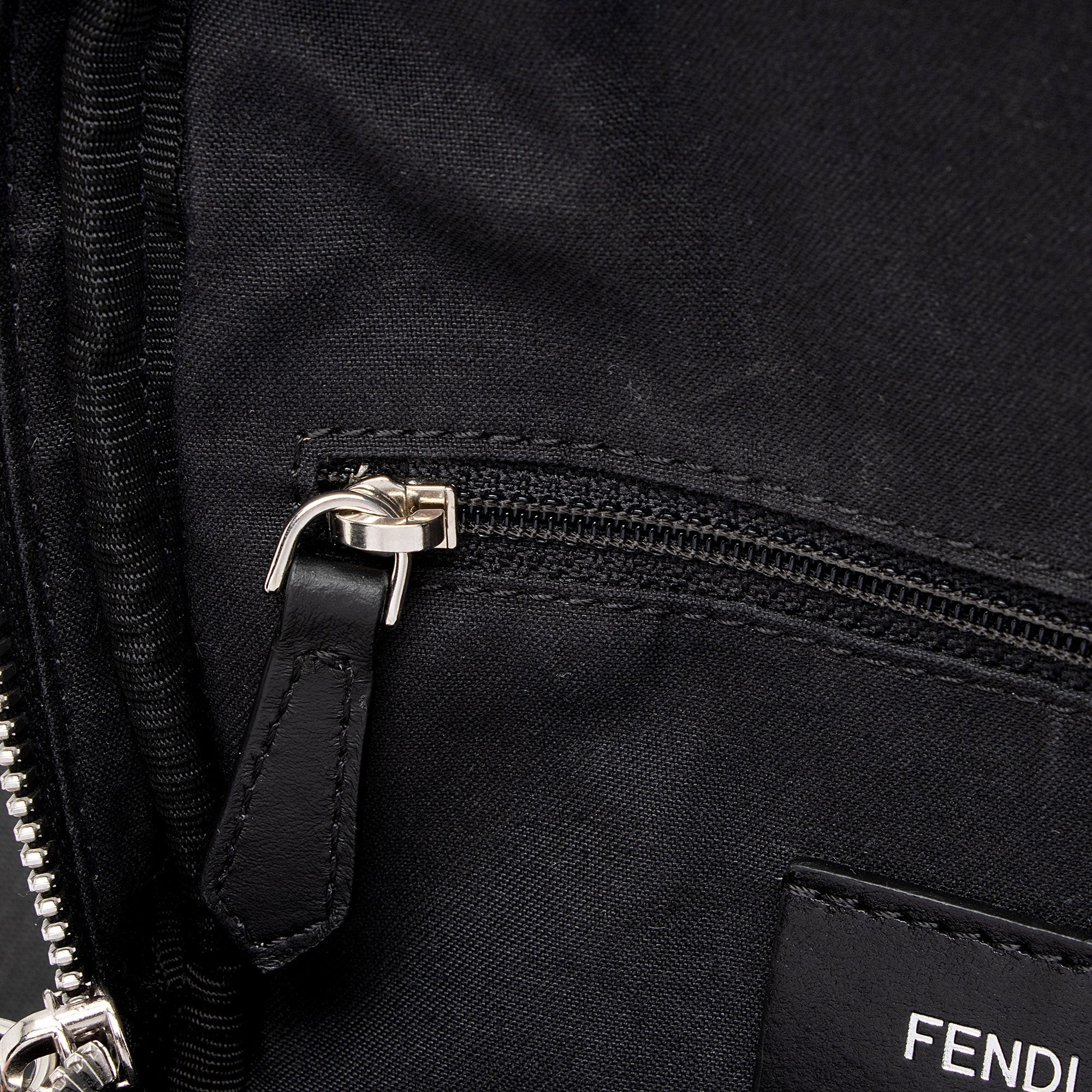 Fendi Camouflage FF Nylon Sling Bag (SHF-0nq7rU)