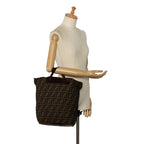 Fendi Canvas Zucca Tote (SHG-tjwRnh)