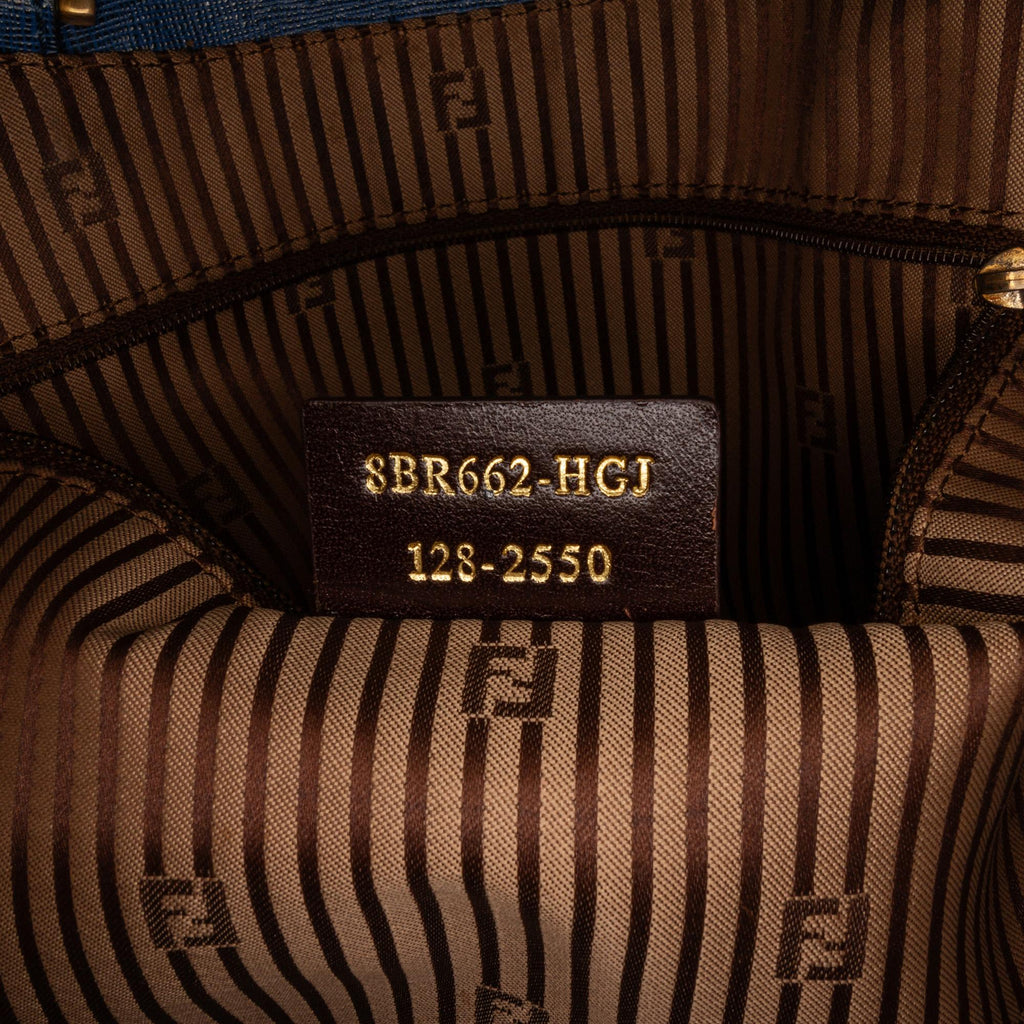 Fendi Chameleon Shopper Tote (SHG-MyDOZD)