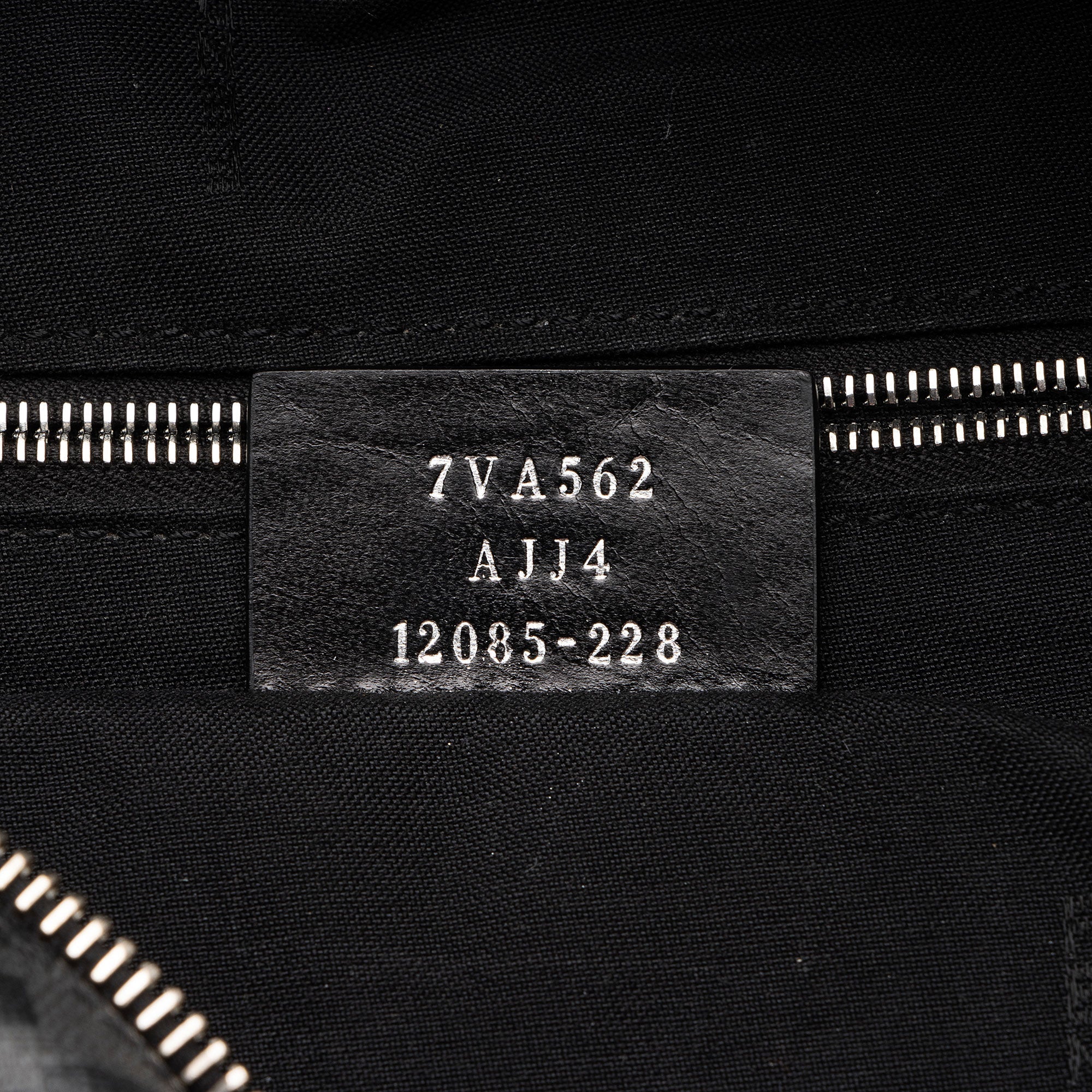 Fendi Coated Canvas FF Belt Bag (SHF-JrxJdY)