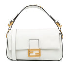 Fendi Convertible Leather Baguette (SHG-lX4WIf)