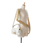 Fendi Convertible Leather Baguette (SHG-lX4WIf)