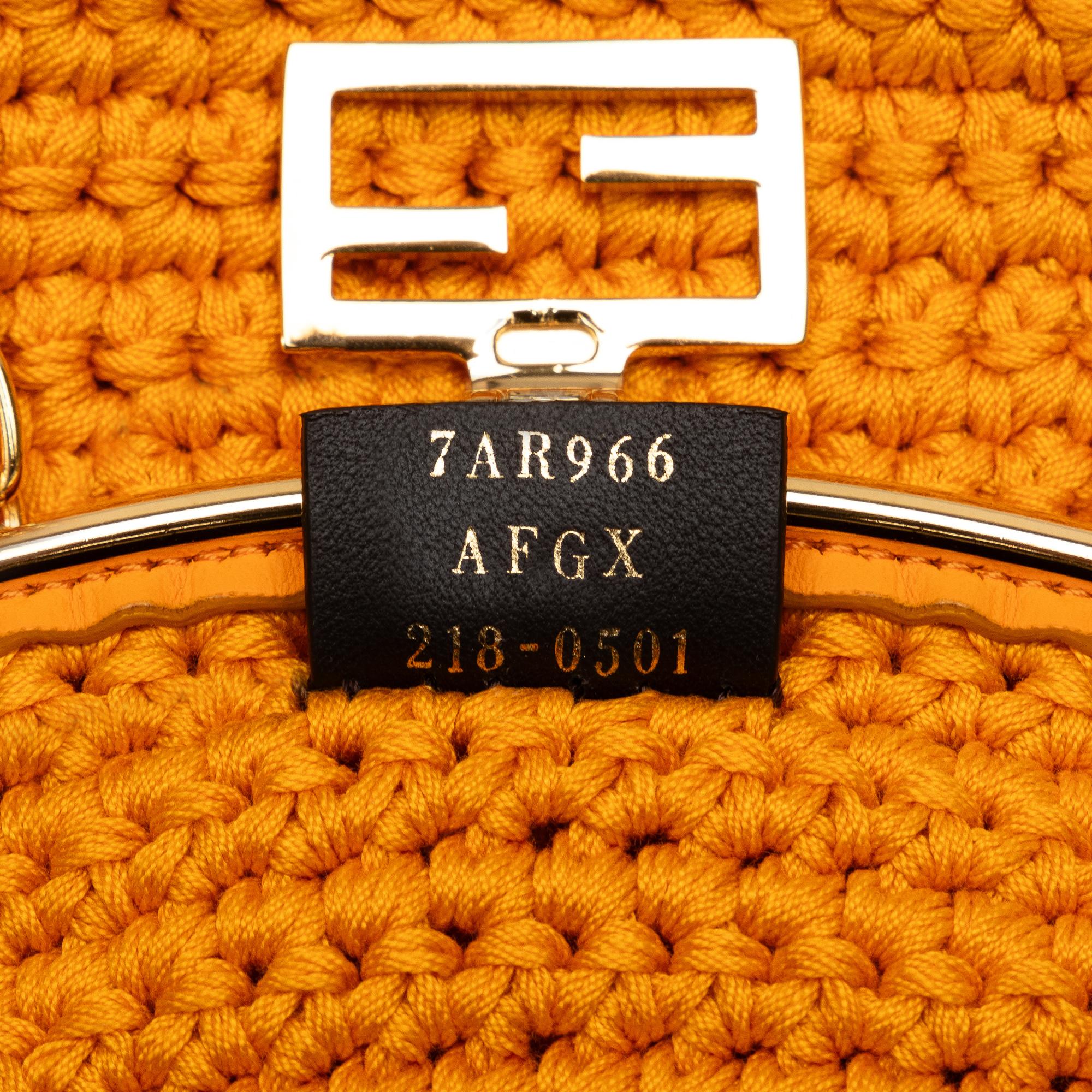 Fendi Crochet Baguette Phone Bag (SHG-uAlpHd)