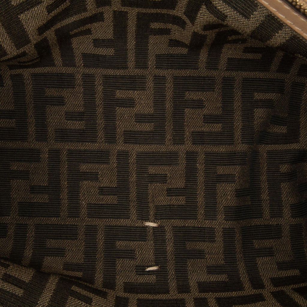 Fendi Crochet Raffia Baguette Satchel (SHG-depVYd)