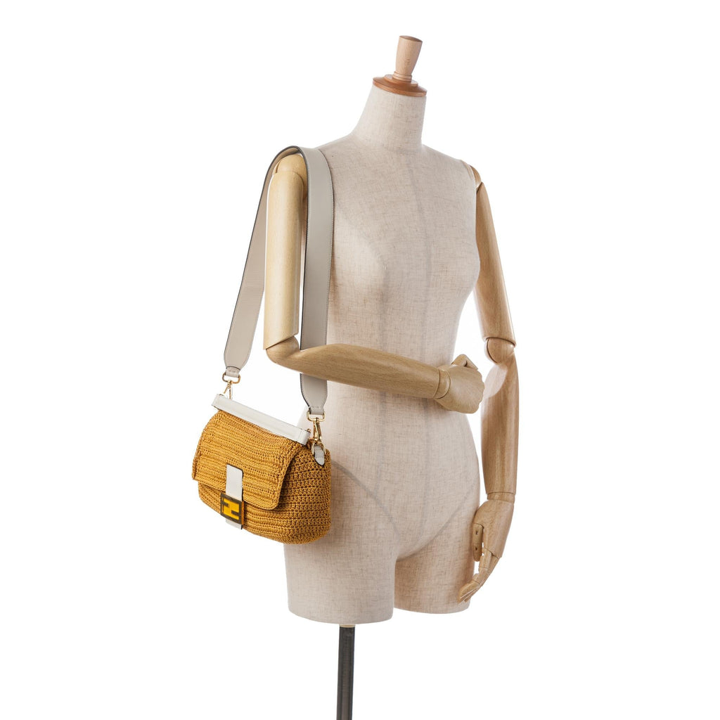 Fendi Crochet Raffia Baguette Satchel (SHG-qh4feG)