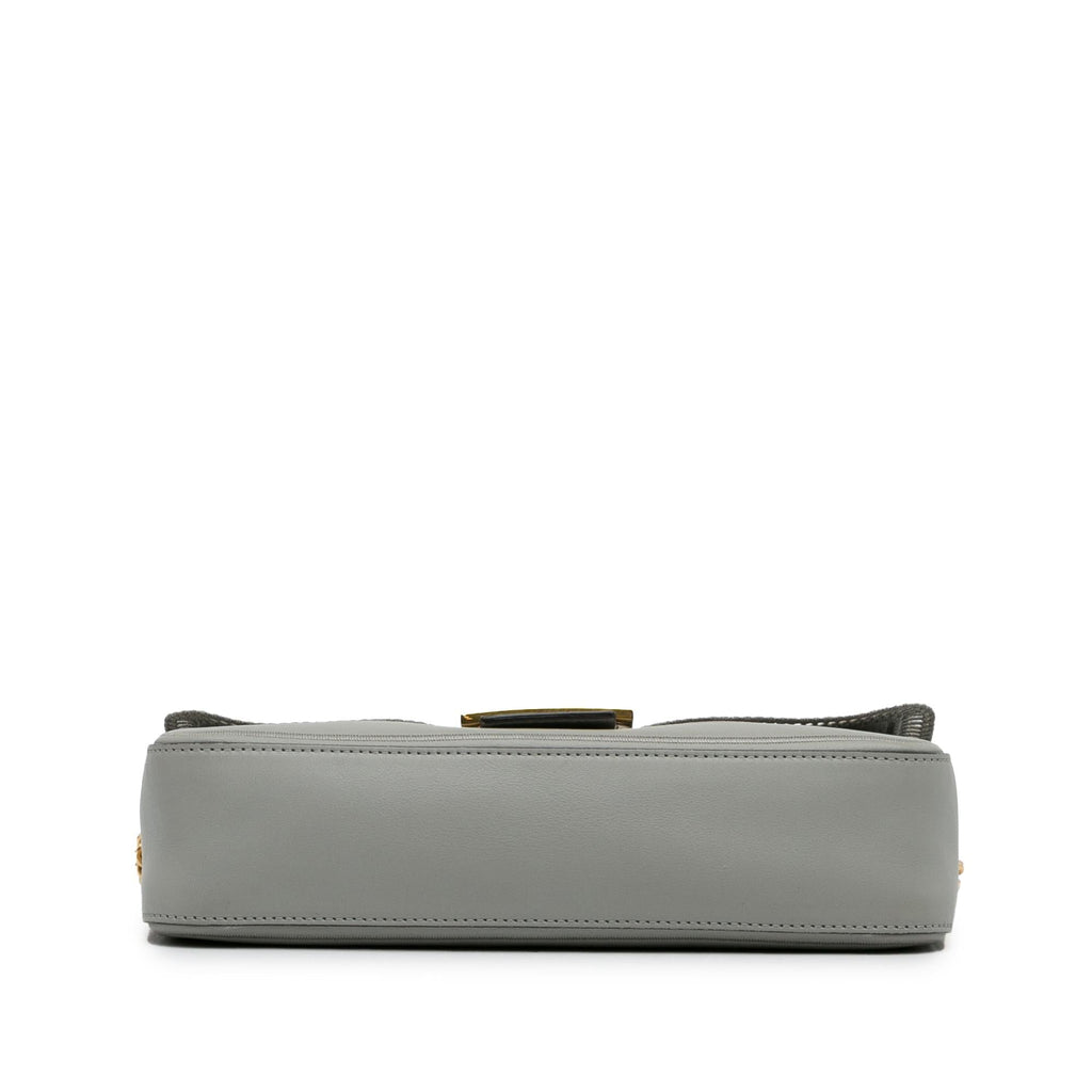Fendi Embroidered Lace Baguette Chain (SHG-zdSYoP)