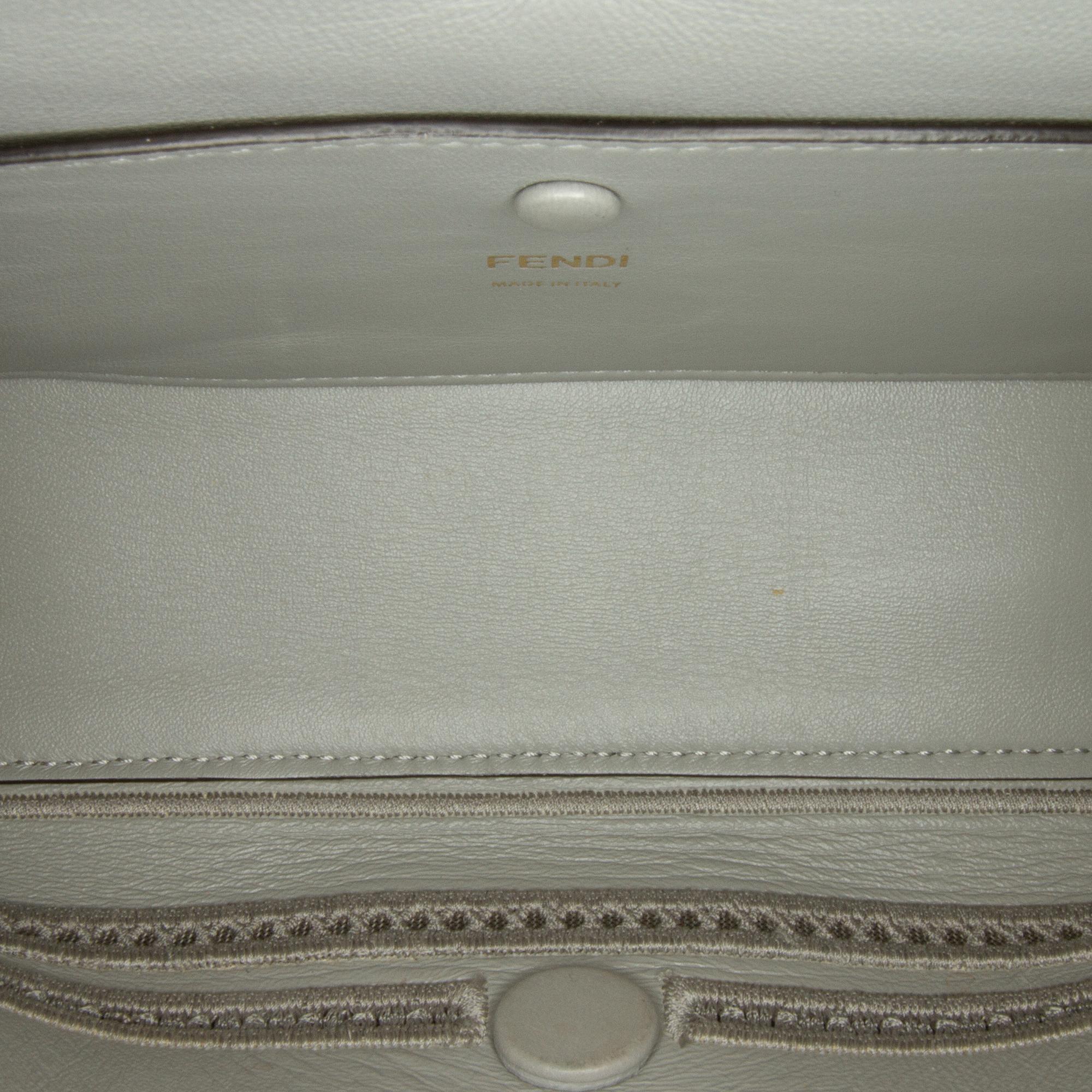 Fendi Embroidered Lace Baguette Chain (SHG-zdSYoP)