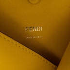 Fendi Embroidered Lace Chain Baguette (SHG-4HTojz)