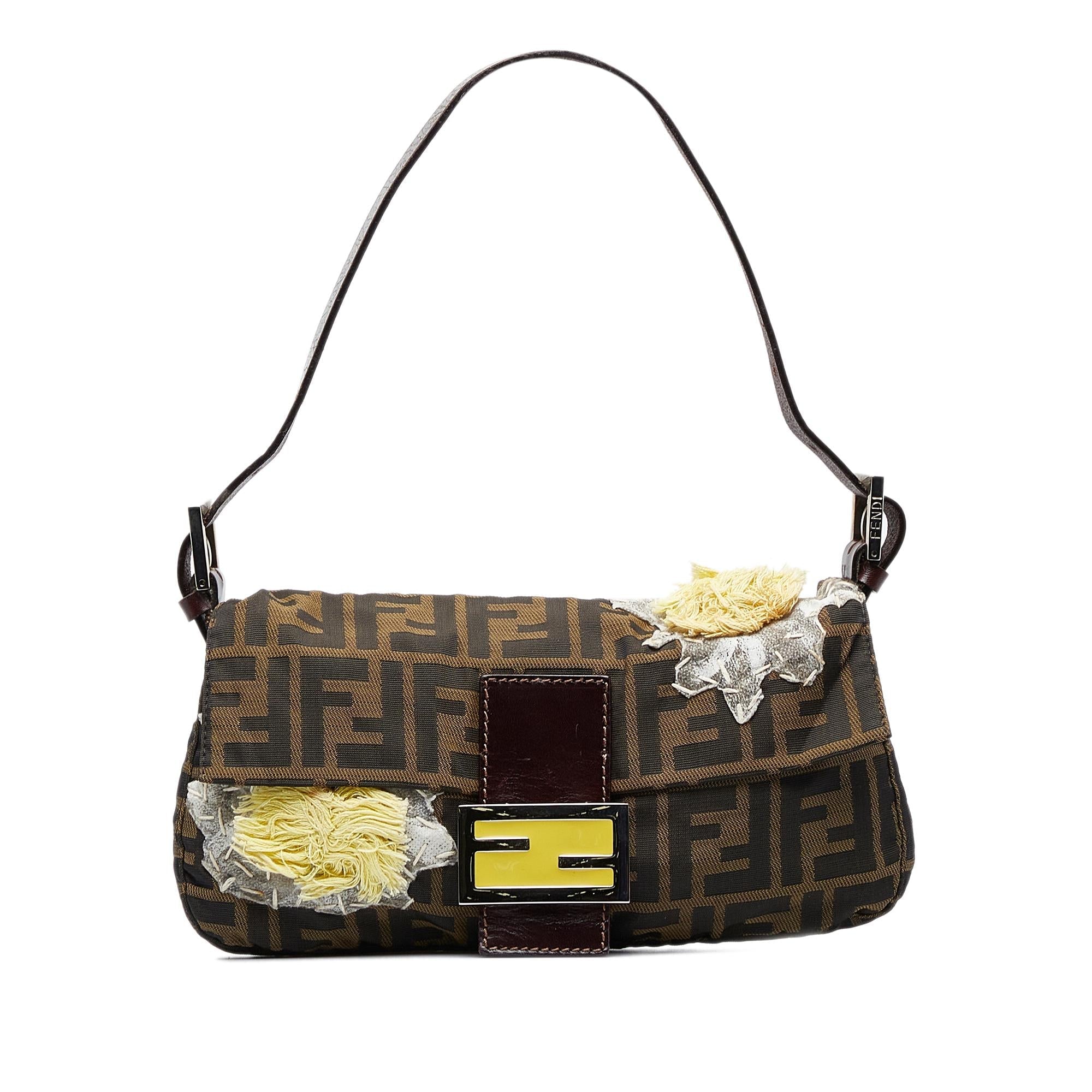 Fendi Embroidered Zucca Baguette (SHG-Kz6aJK)