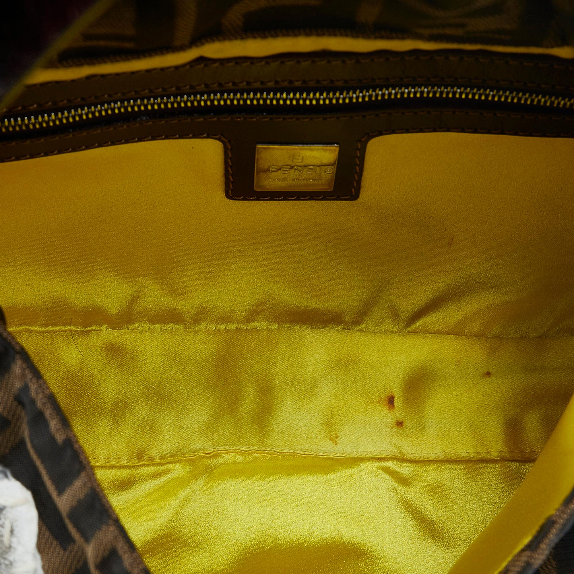 Fendi Embroidered Zucca Baguette (SHG-Kz6aJK)