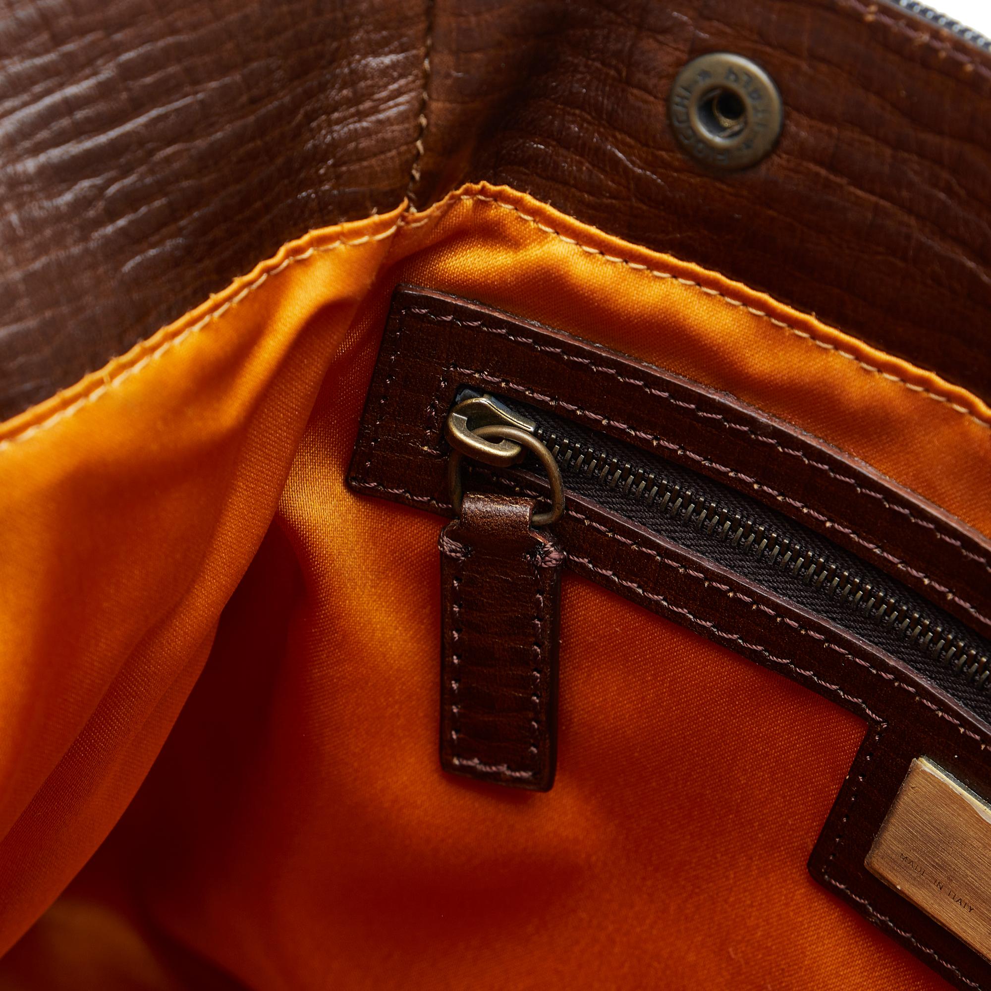 Fendi Etniko Shoulder Bag (SHG-umNg09)