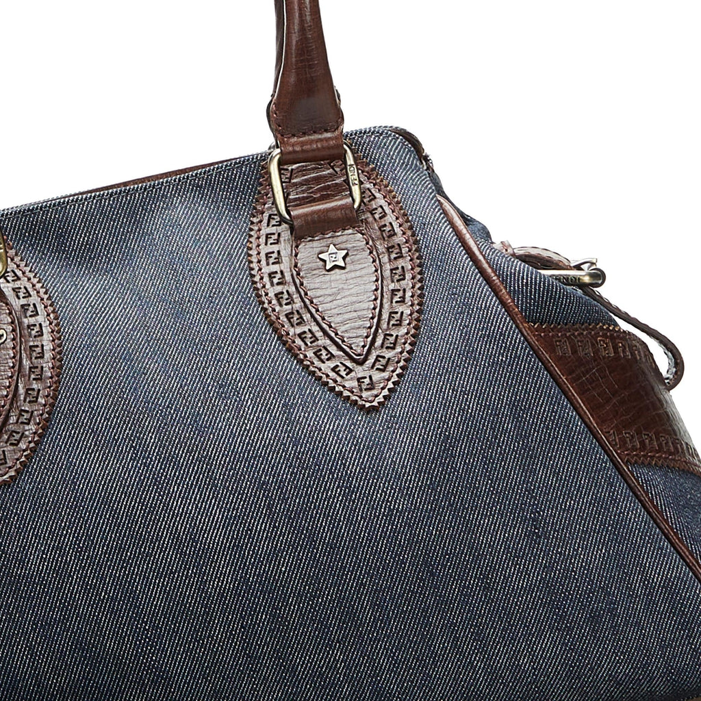 Fendi Etniko Shoulder Bag (SHG-umNg09)