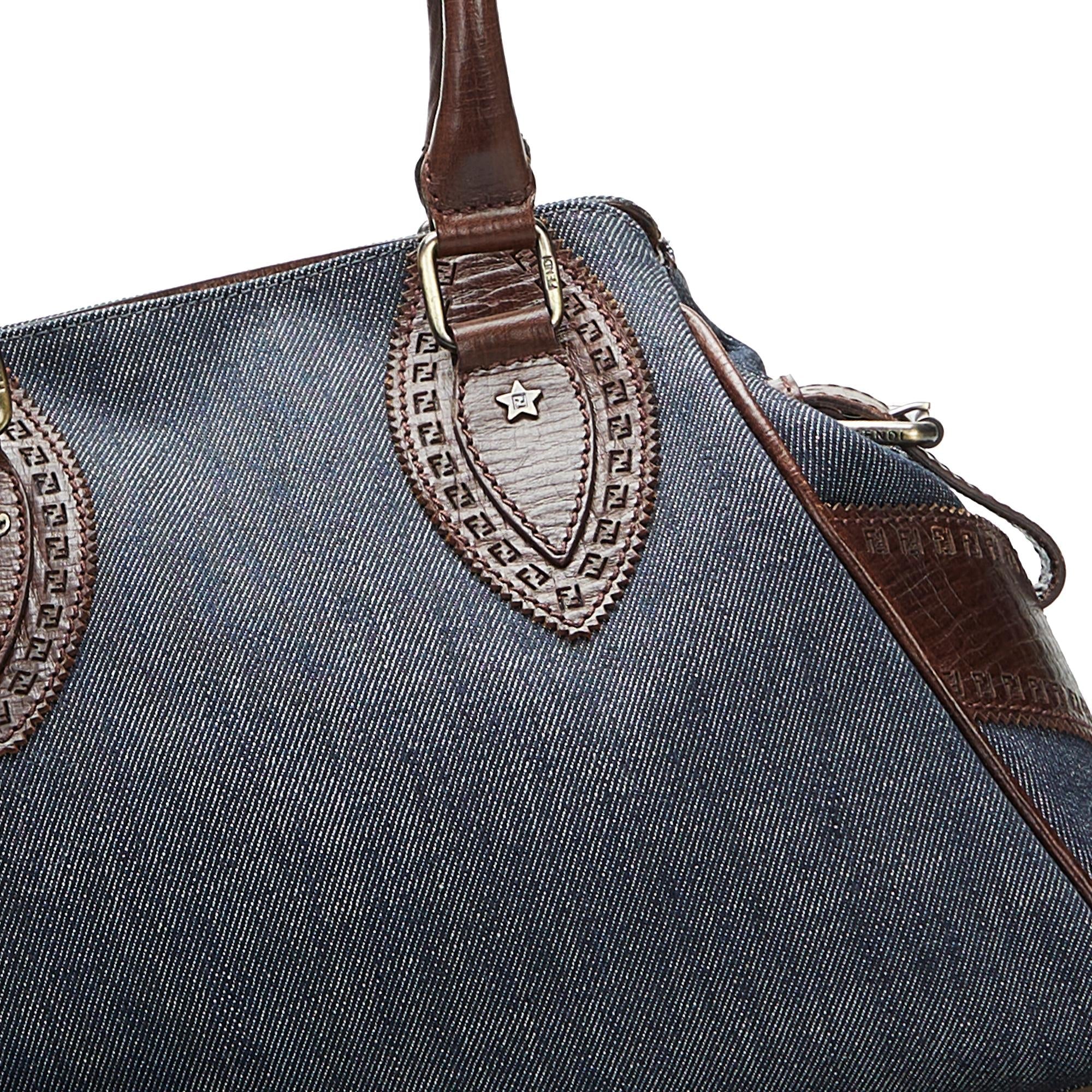 Fendi Etniko Shoulder Bag (SHG-umNg09)