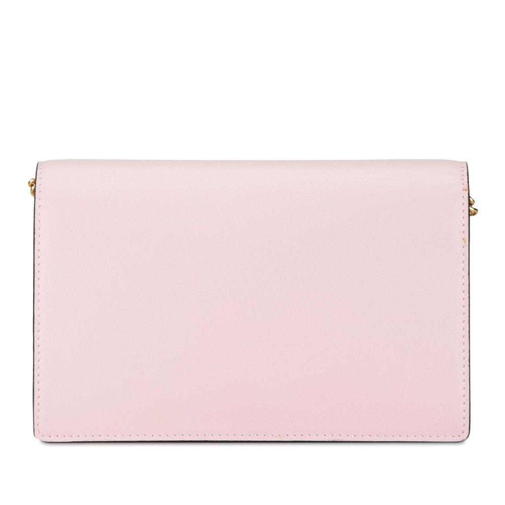 Fendi F is Fendi Envelope Wallet on Chain (SHG-wgS0y6)