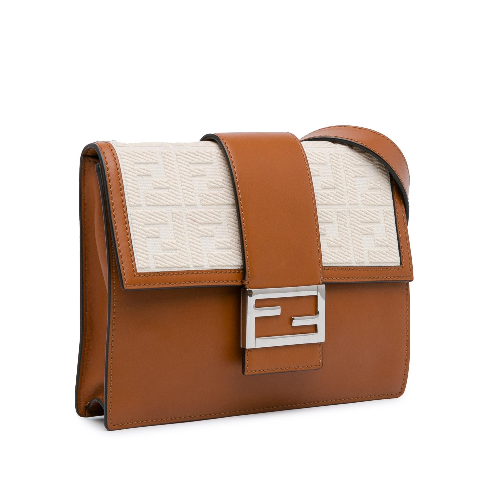 Fendi FF 1974 Flat Baguette (SHG-M7zE42)