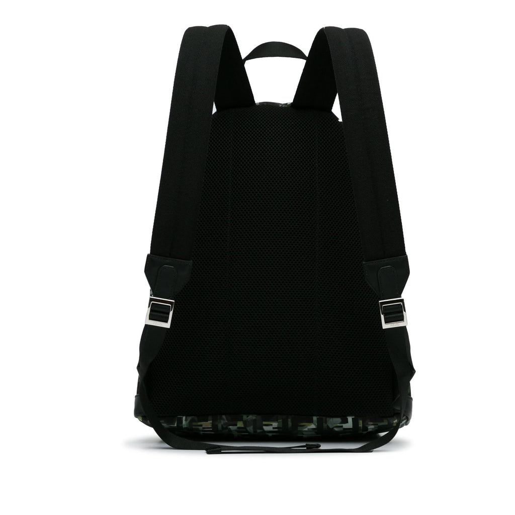 Fendi FF Camouflage Nylon Backpack (SHG-wPv4FF)