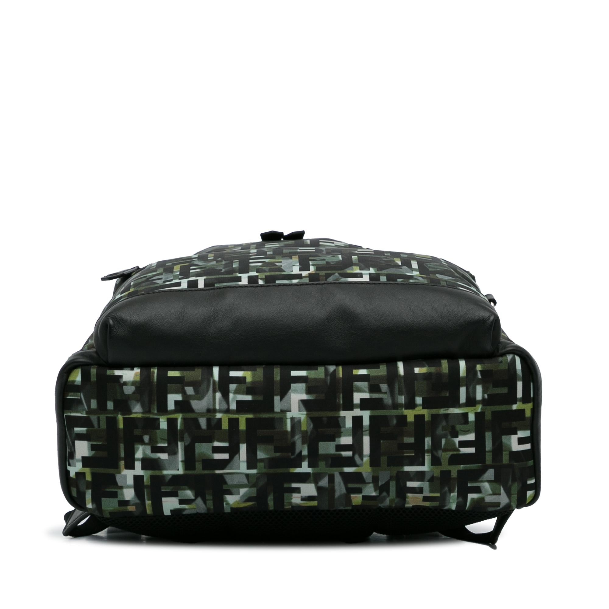 Fendi FF Camouflage Nylon Backpack (SHG-wPv4FF)