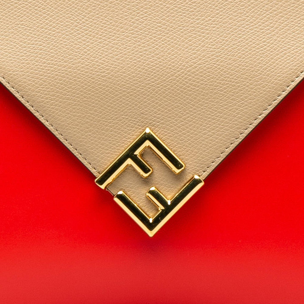 Fendi FF Diamonds Flat Pouch (SHG-pELI7I)