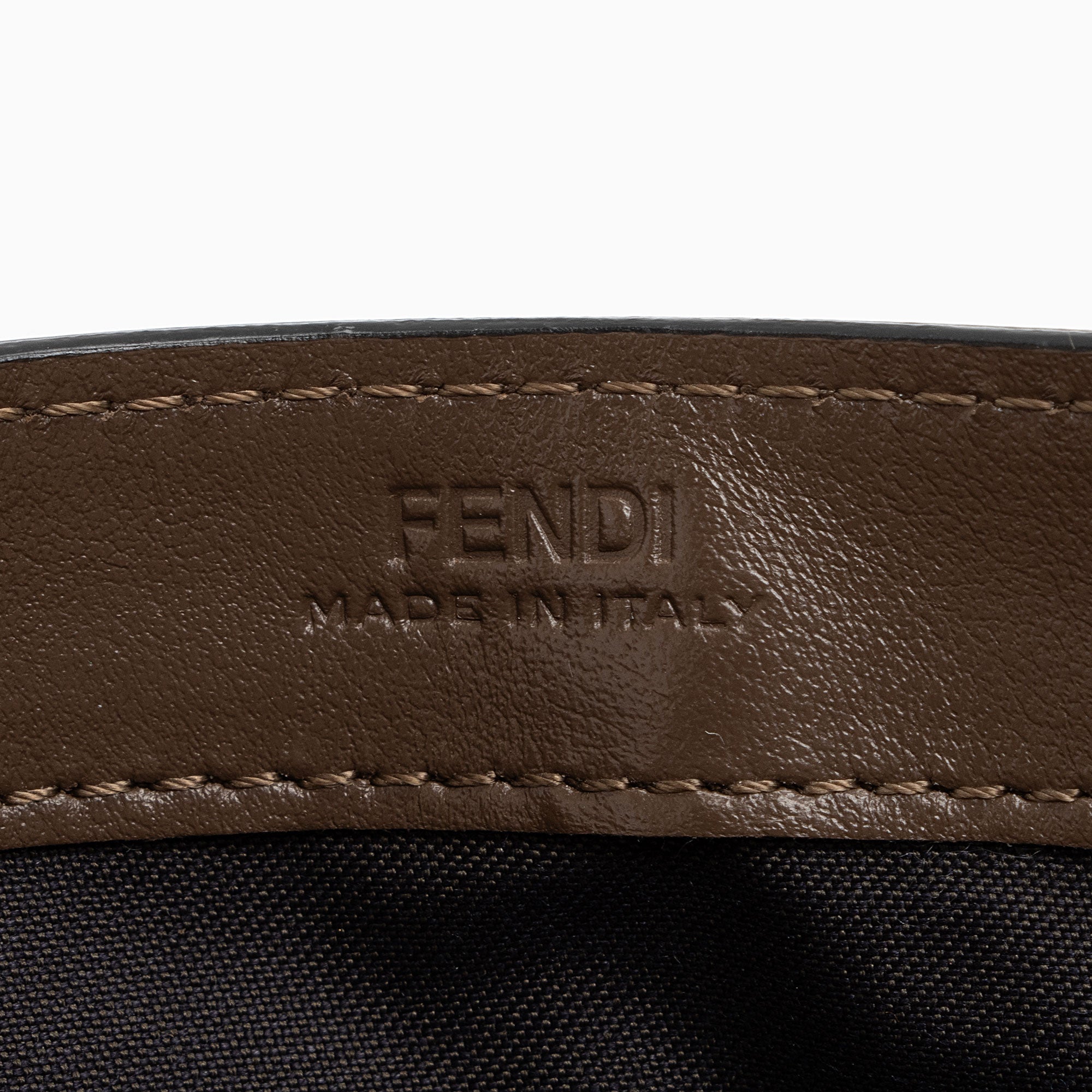 Fendi FF Embossed 1974 Continental Envelope Wallet on Chain (SHF-Vm6c4g)
