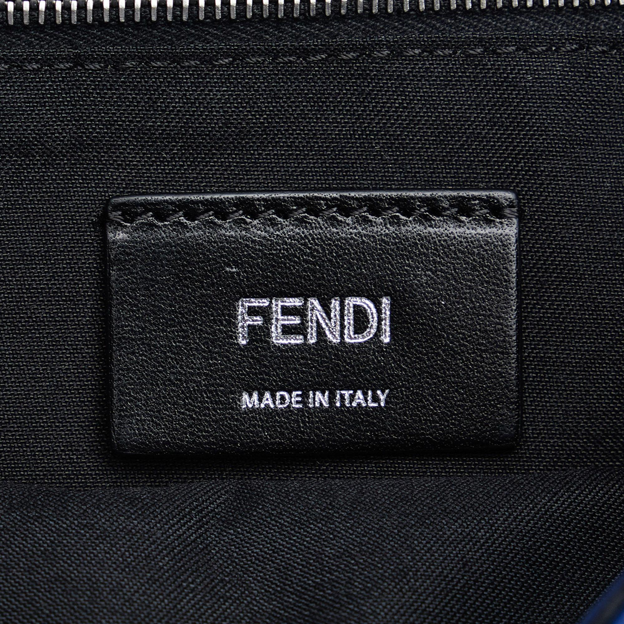 Fendi FF Embossed Baguette (SHG-pXFYHQ)