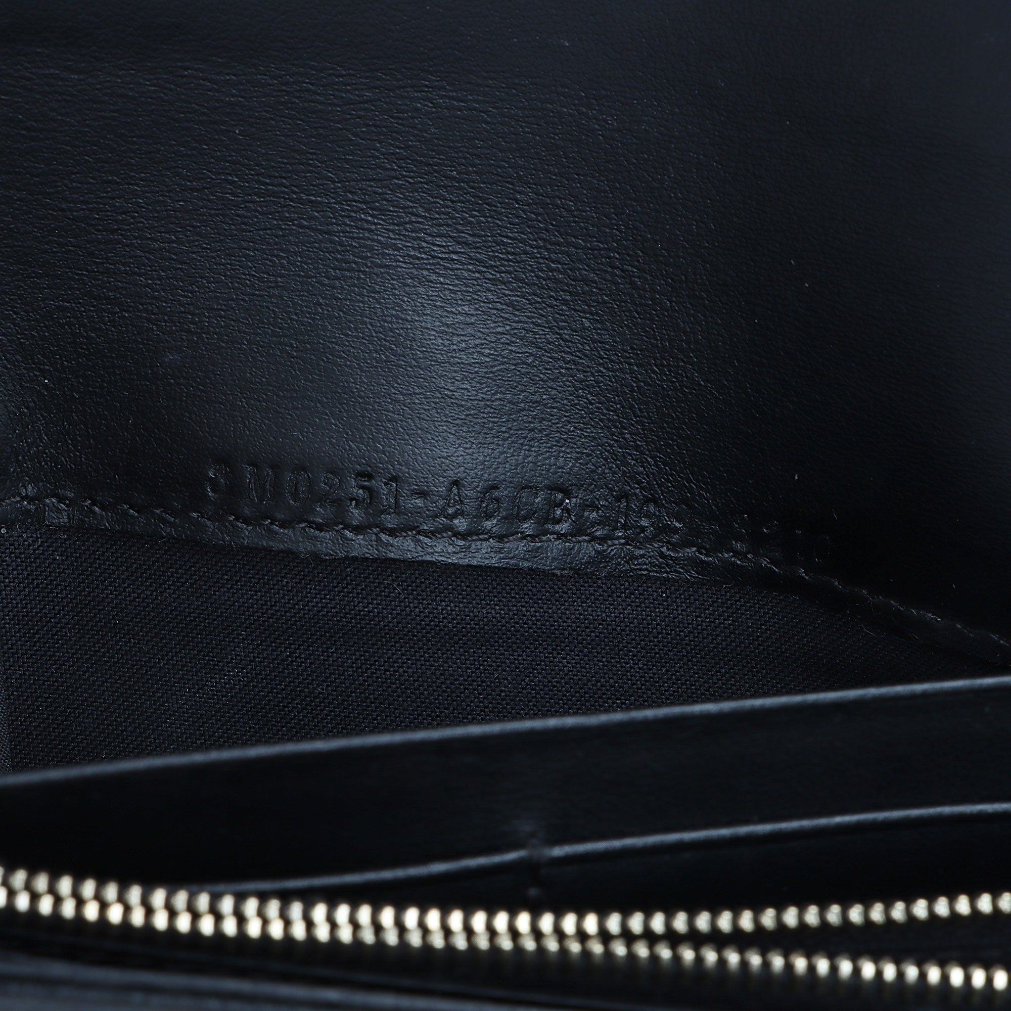 Fendi FF Embossed Calfskin F is Fendi Continental Wallet (SHF-vPL2iW)