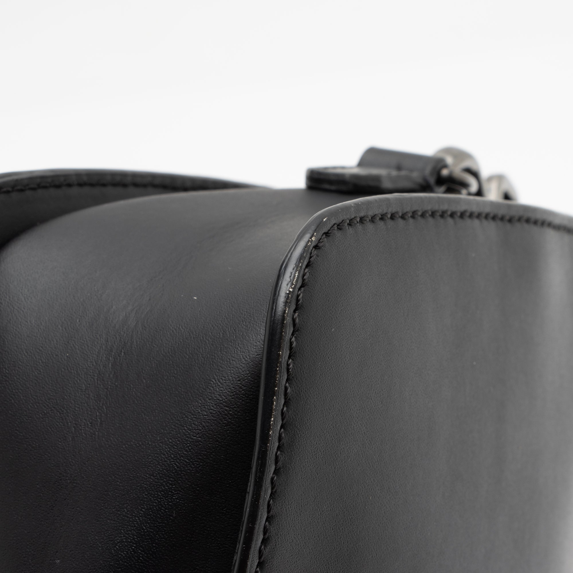 Fendi FF Embossed Calfskin St. Zucca Messenger (SHF-QOa4iu)