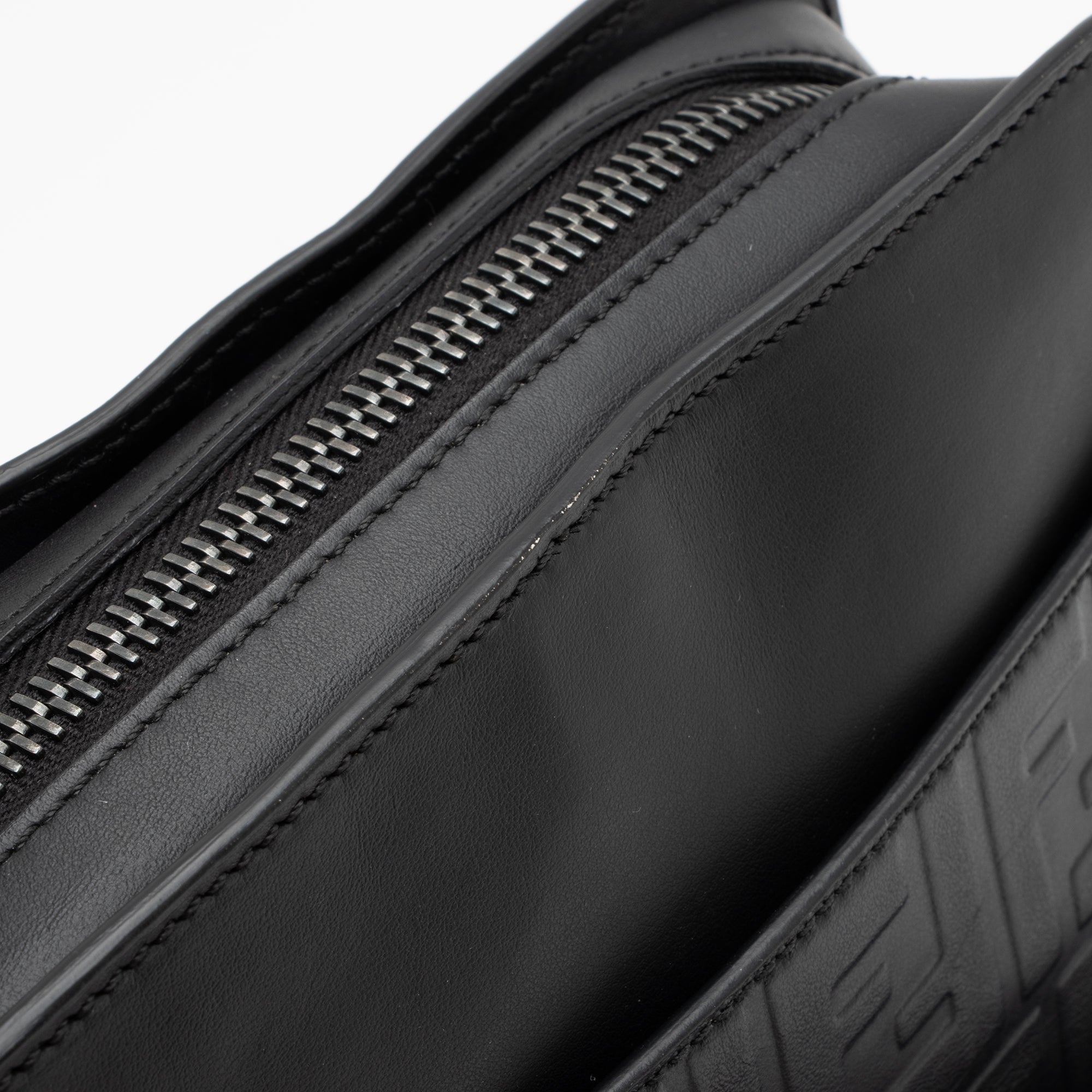 Fendi FF Embossed Calfskin St. Zucca Messenger (SHF-QOa4iu)