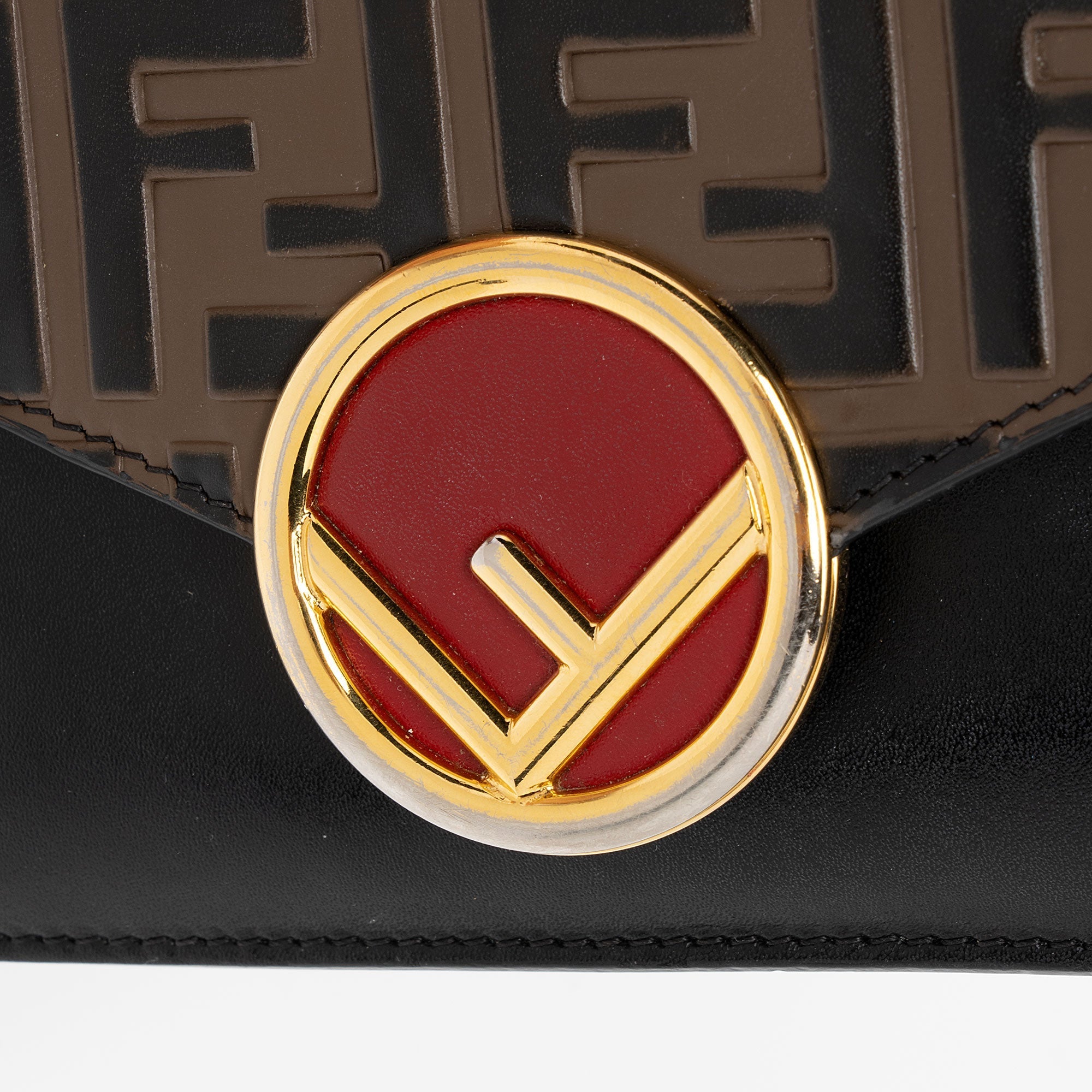 Fendi FF Embossed Calfskin Wallet on Chain Mini Bag (SHF-BJP8ux)