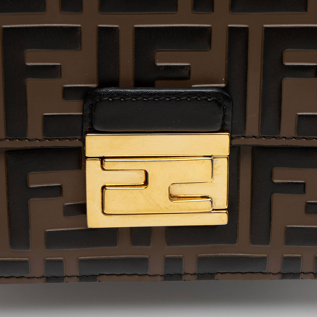 Fendi FF Embossed Kan U Small Shoulder Bag (SHF-ZyKjEu)