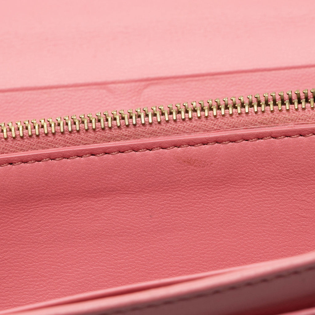 Fendi FF Embossed Calfskin Continental Wallet (SHF-NFEUfq)