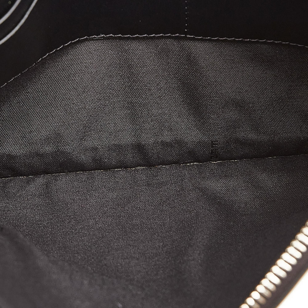 Fendi FF Leather Zip Clutch (SHG-Pnk2mm)