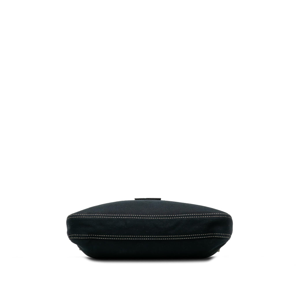 Fendi FF Marble Logo Shoulder Bag (SHG-tLjBT6)