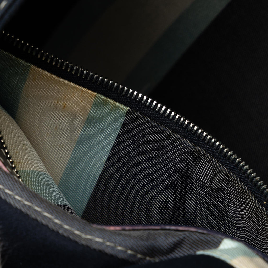 Fendi FF Marble Logo Shoulder Bag (SHG-tLjBT6)