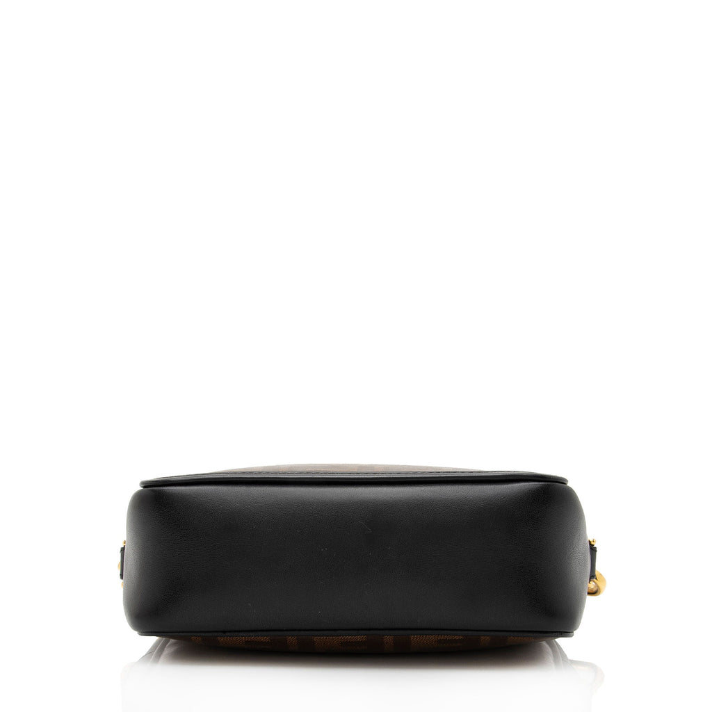 Fendi FF Spalmati Mini Camera Bag (SHF-ug7pdU)