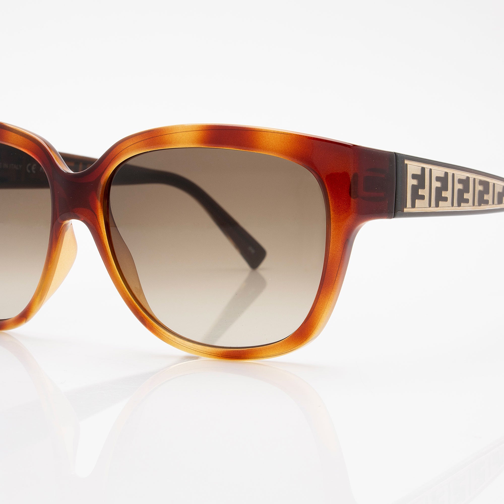 Fendi FF Square Sunglasses (SHF-4G6PqZ)