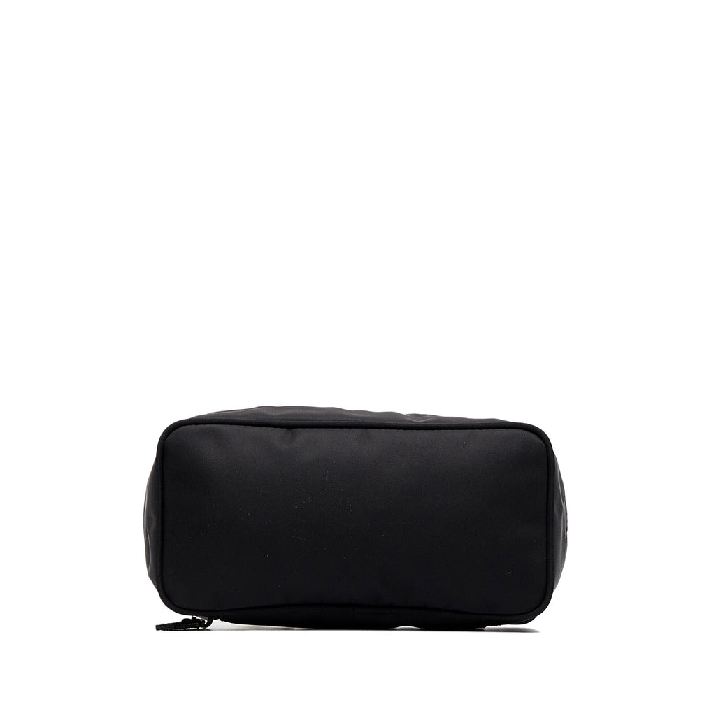 Fendi FF Vanity Bag (SHG-ySijwt)