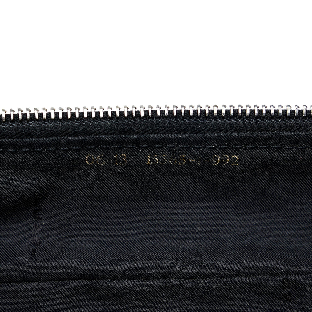 Fendi FF Vanity Bag (SHG-ySijwt)