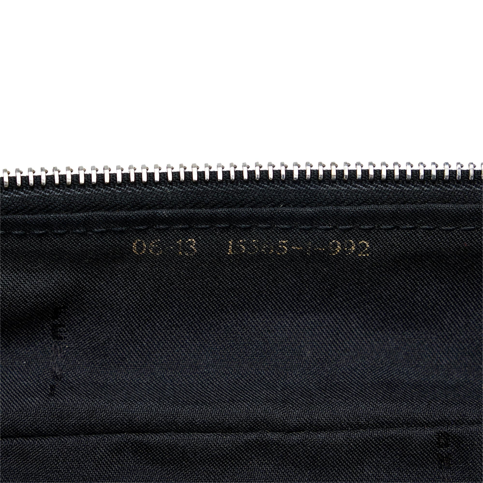 Fendi FF Vanity Bag (SHG-ySijwt)