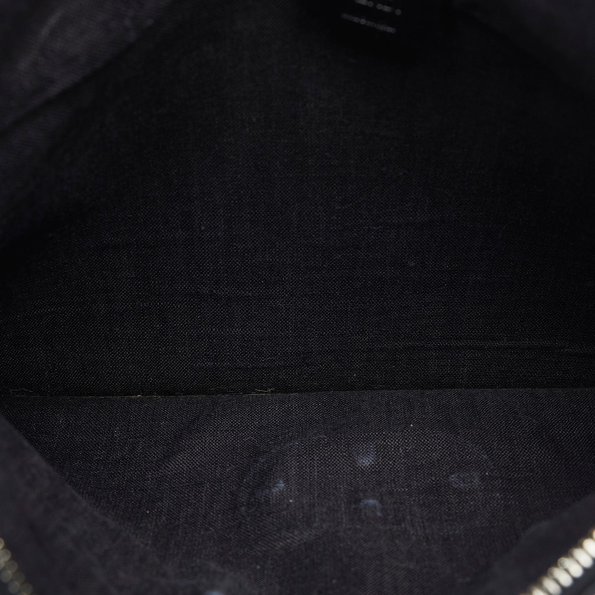 Fendi Faces Zip Clutch (SHG-s4AsdX)