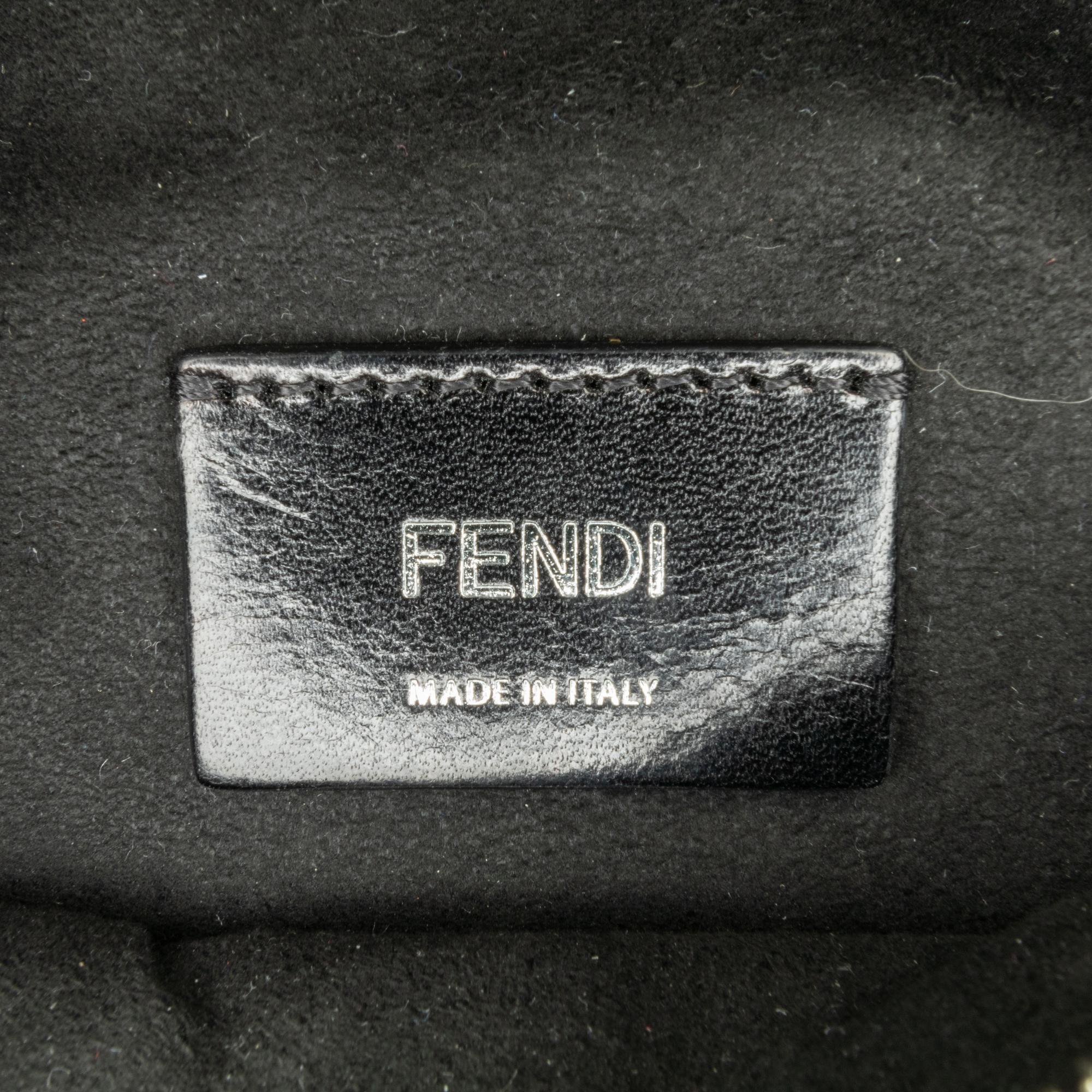 Fendi Fendi Logo Belt Bag (SHG-eL2x5w)