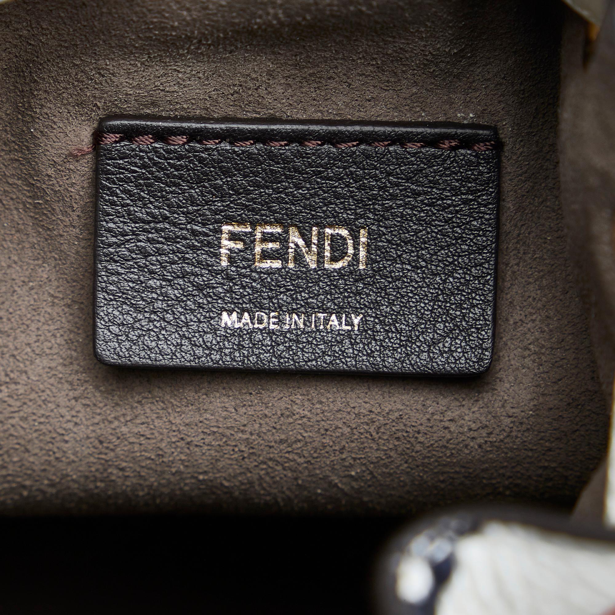 Fendi Fendi X Fila Mania Mini Mon Tresor Bucket Bag (SHG-3HLho5)