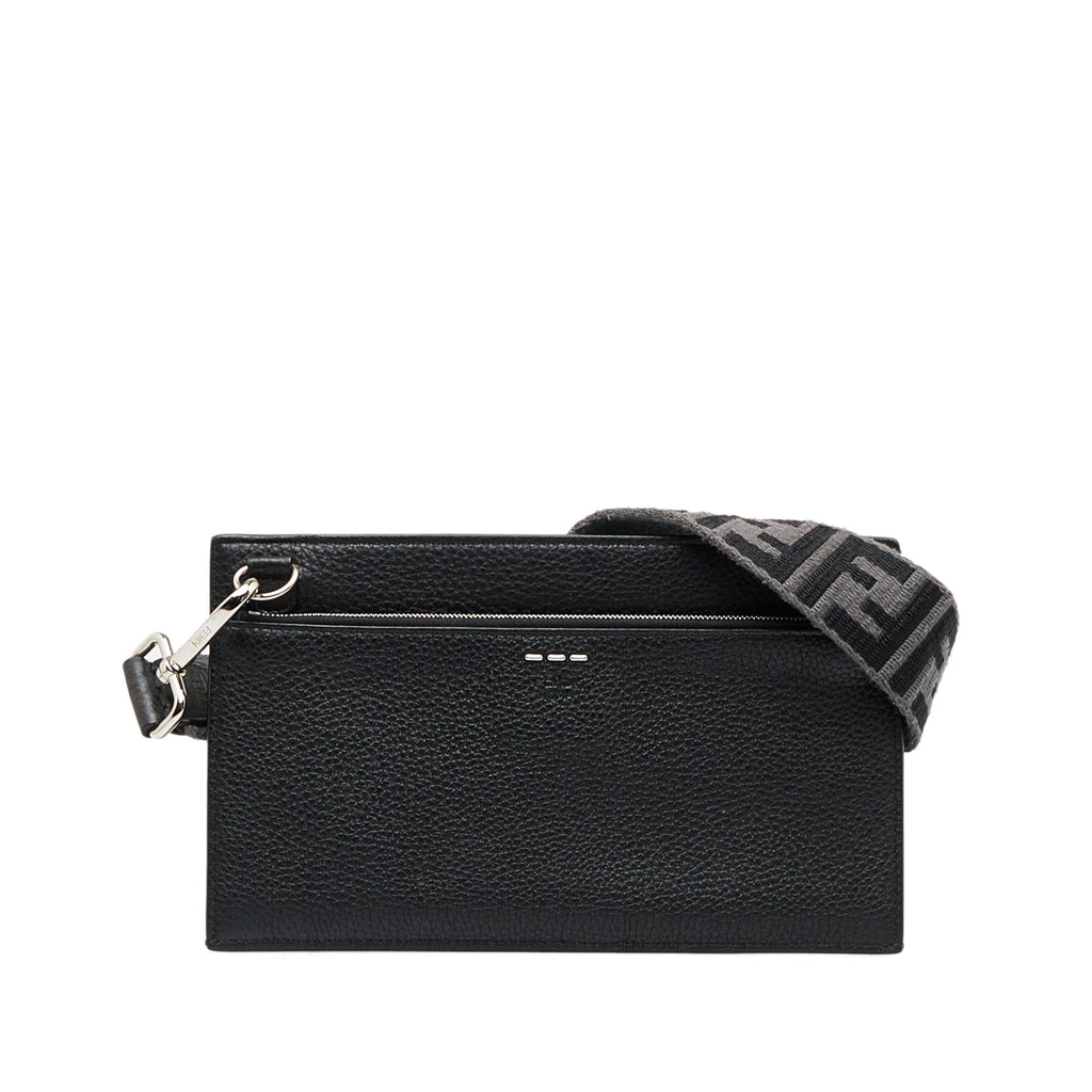 Fendi Flat Pouch Leather Crossbody (SHG-ezFVMK)