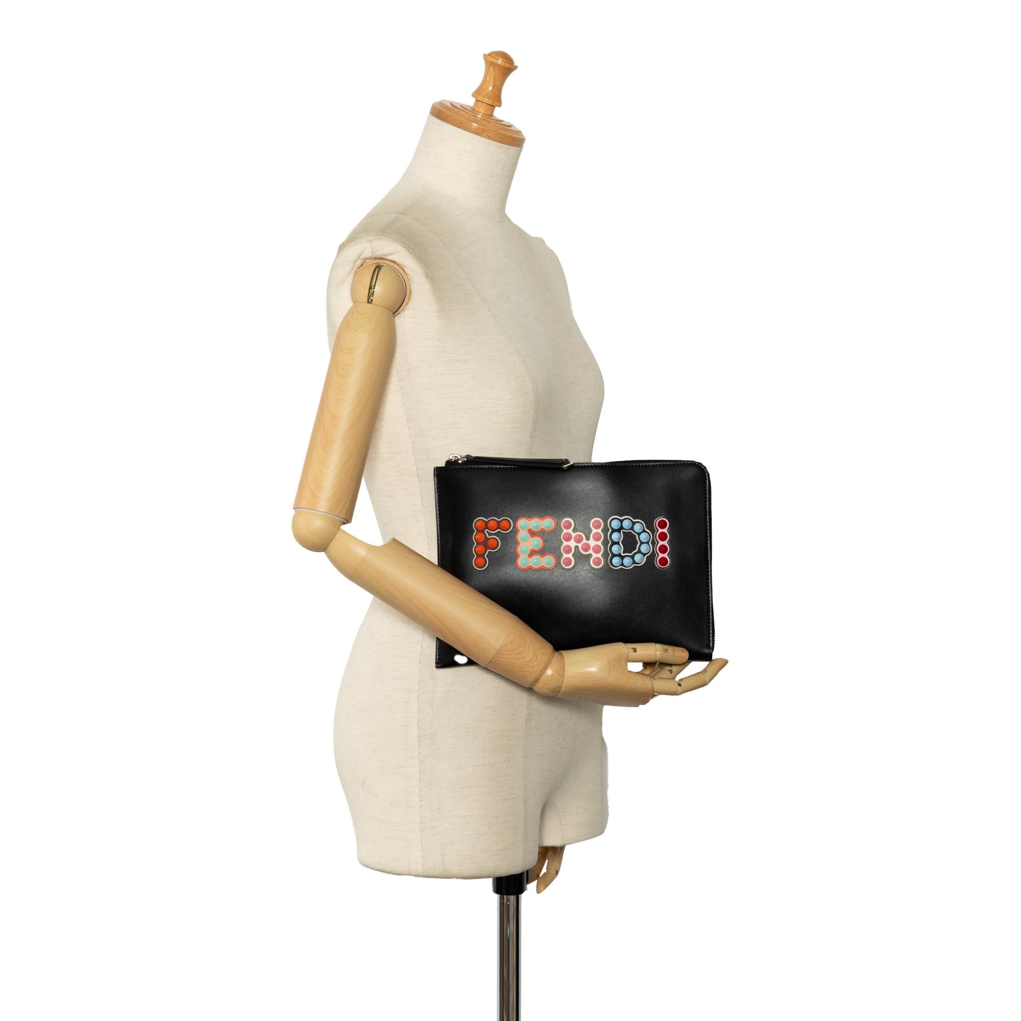 Fendi Fun Fair Studded Clutch (SHG-isvUj2)