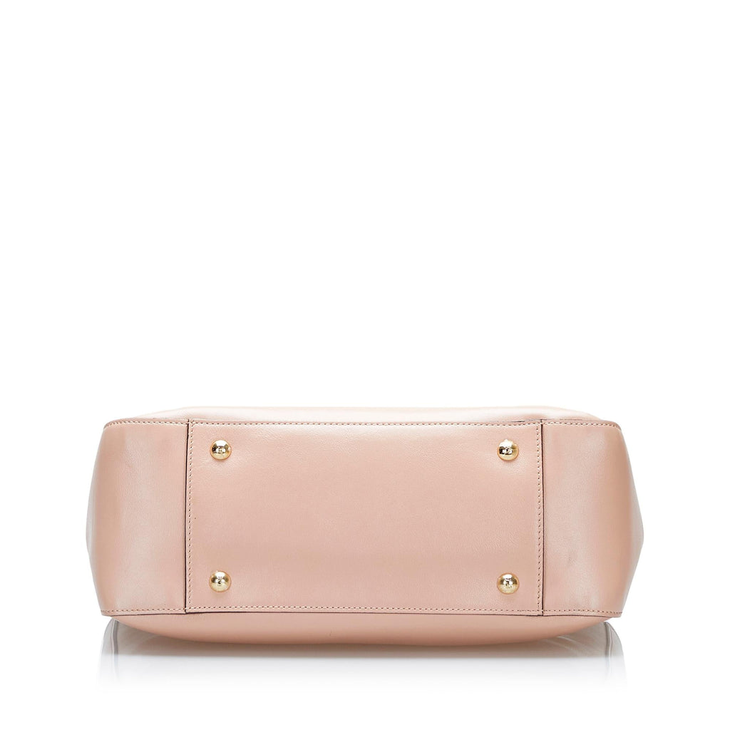 Fendi Gloria Leather Satchel (SHG-4HlvPV)