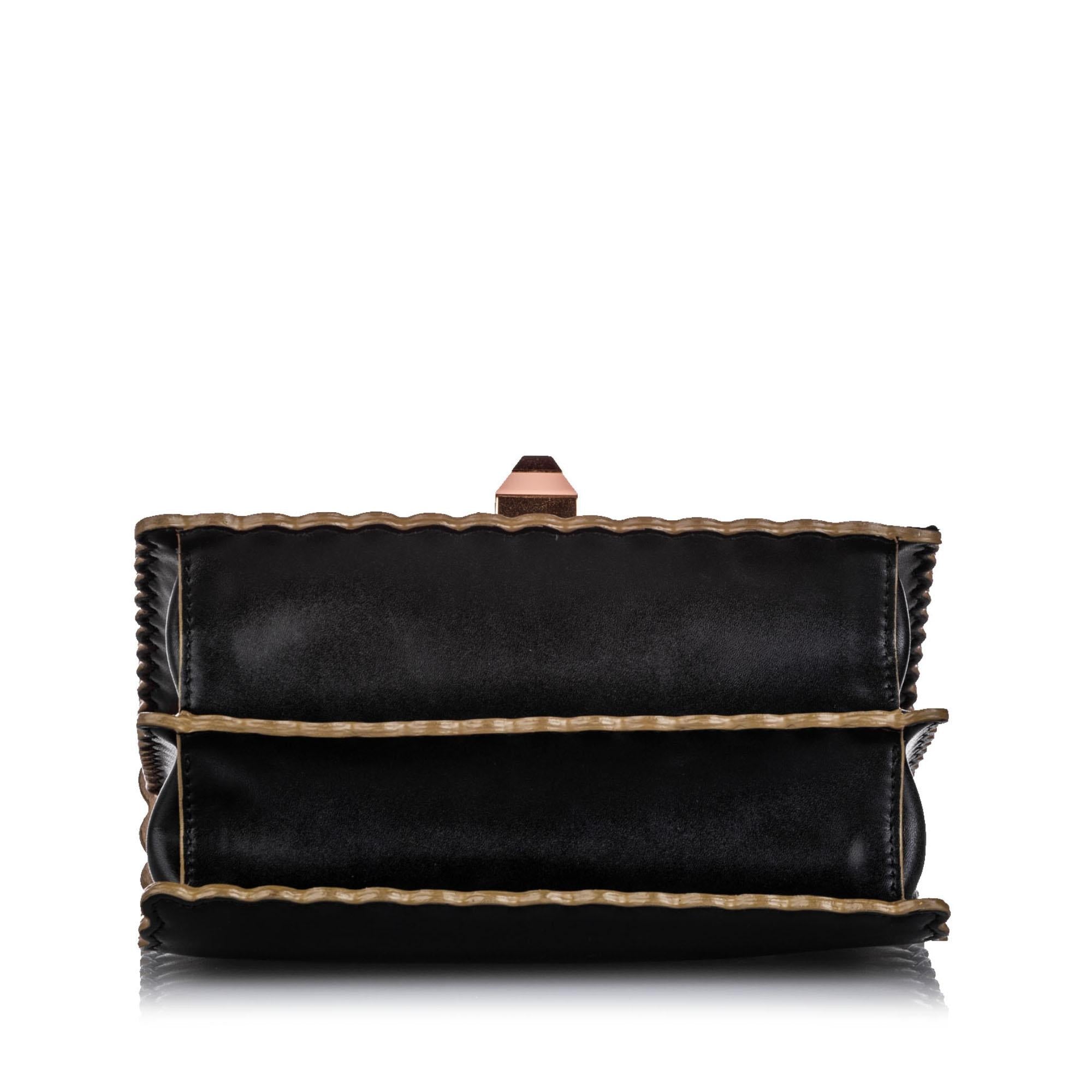 Fendi Kan I Leather Shoulder Bag (SHG-24389)