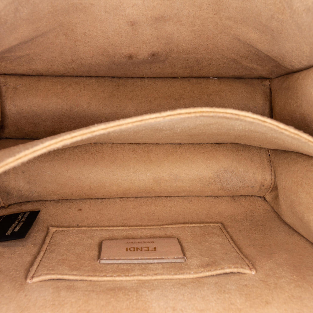 Fendi Kan I Leather Shoulder Bag (SHG-24389)