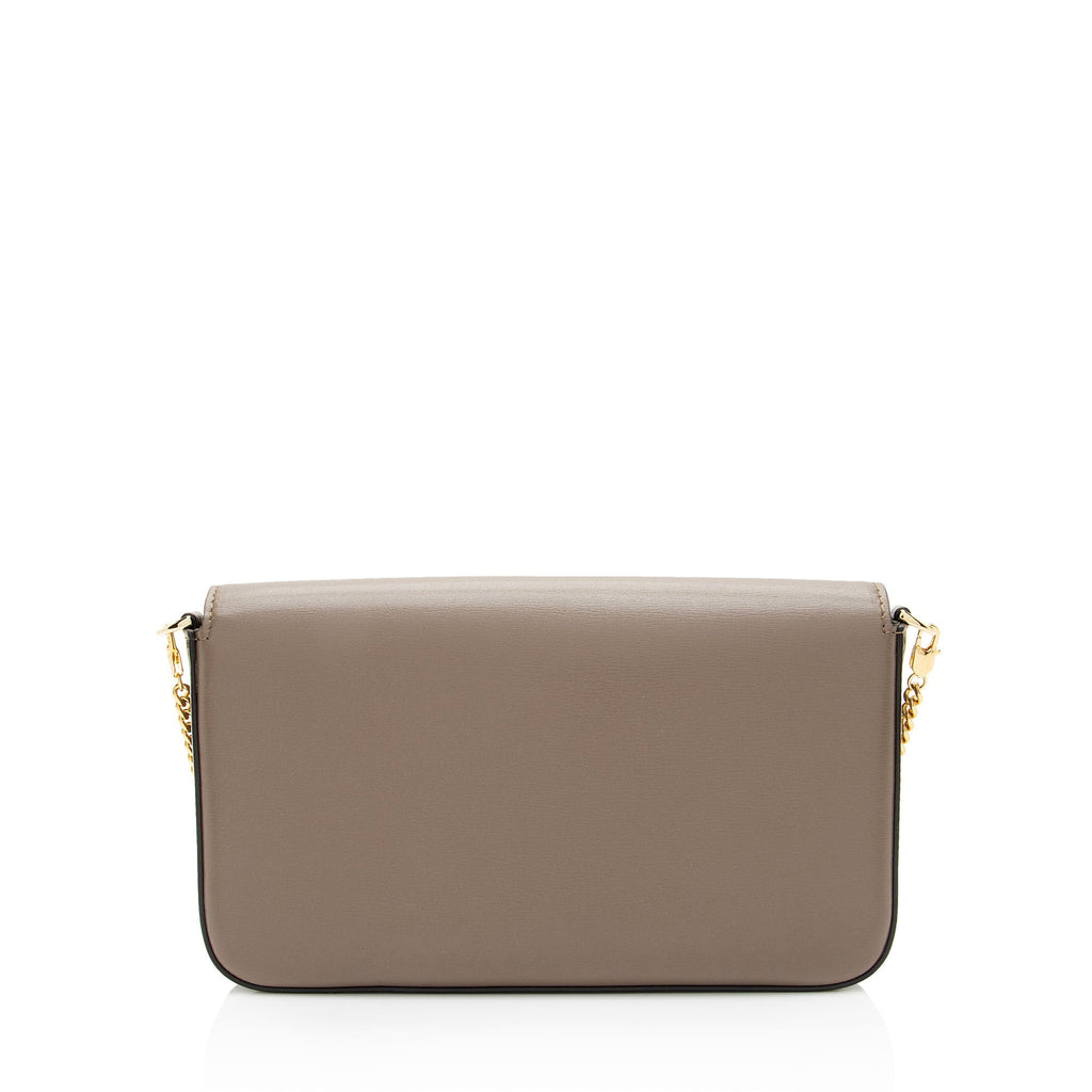 Fendi Lambskin Baguette Wallet on Chain (SHF-Jcp7JZ)