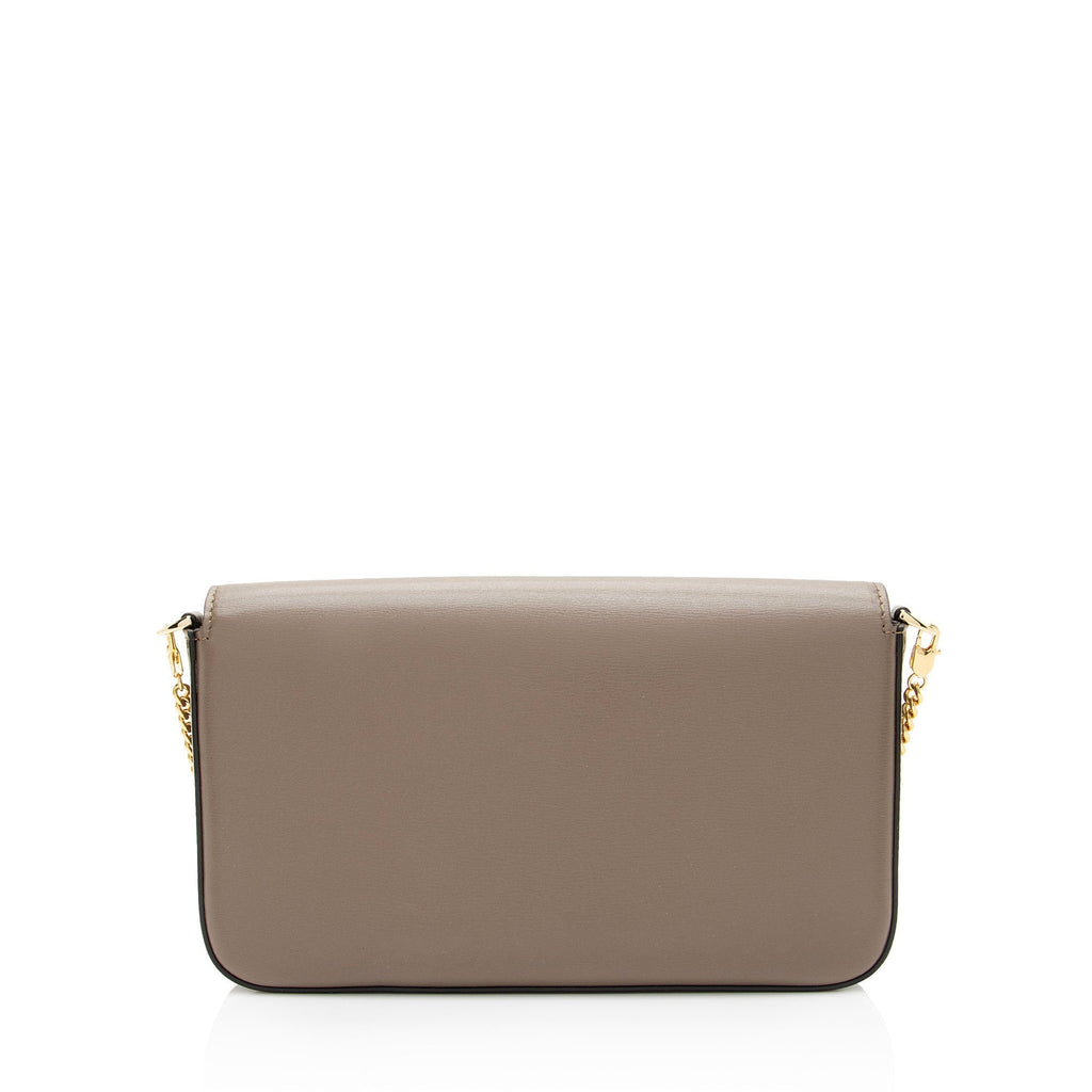 Fendi Lambskin Baguette Wallet on Chain (SHF-Jcp7JZ)